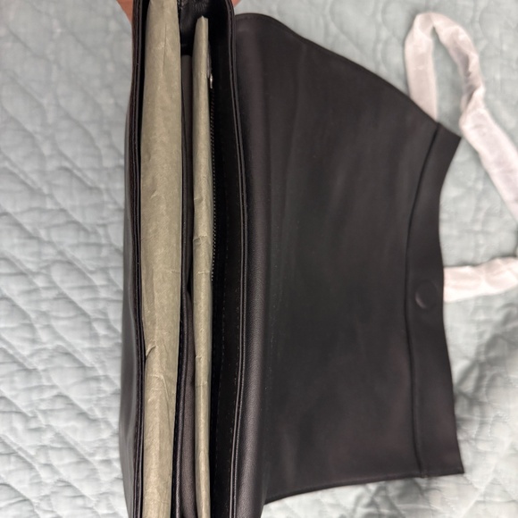 Allsaints Culford Leather Shoulder Bag NWT - Picture 3 of 5